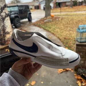 Nike Courts “The Planet of the Hoops”